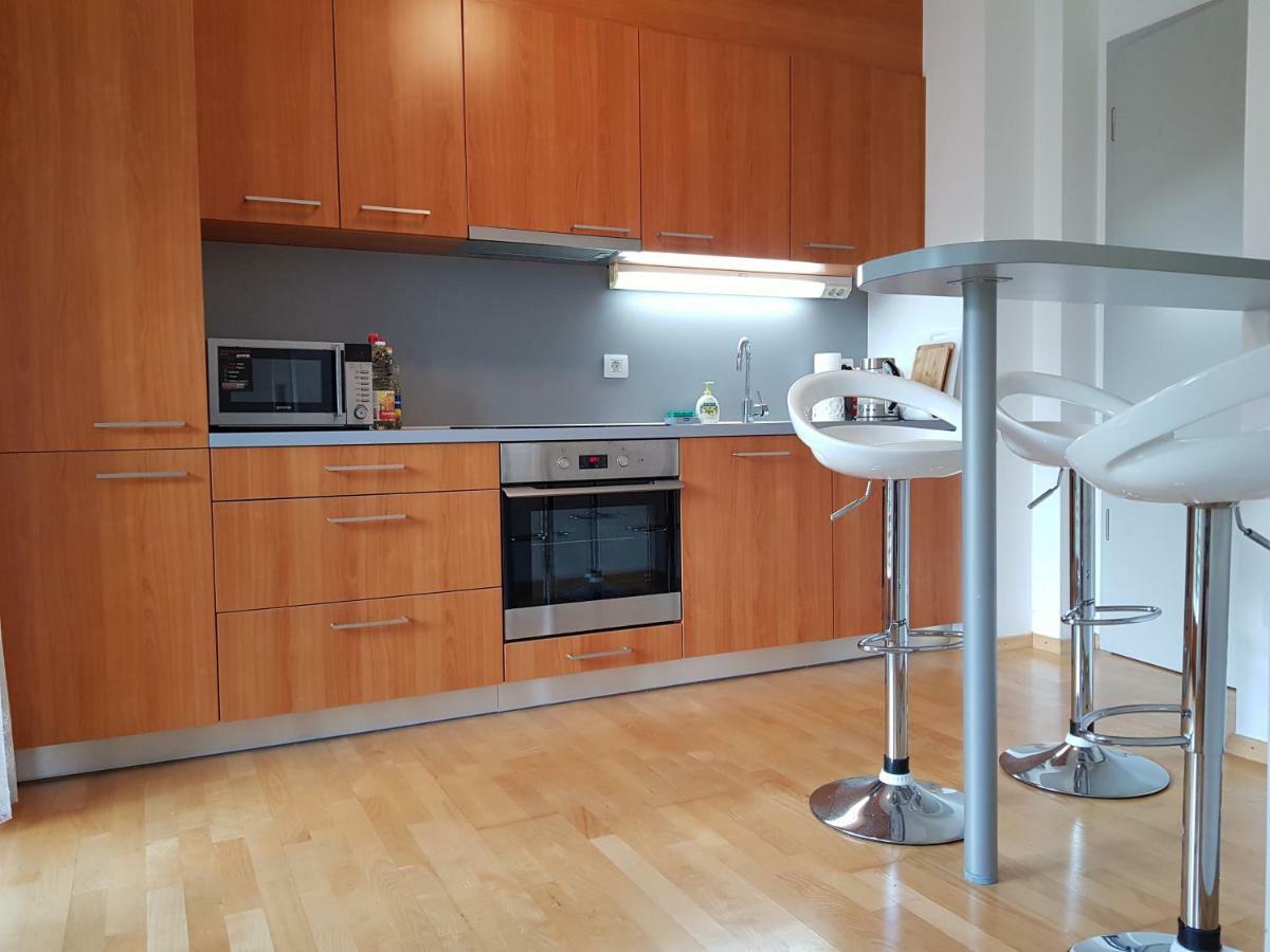 شقة Yellow Apartma كْرانْيِسكا غورا المظهر الخارجي الصورة